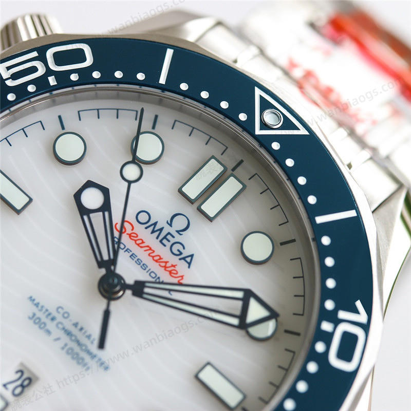 OR Factory Omega Seamaster 300M Tokyo Olimpiyat modeli kol saati detaylı inceleme — 5. fotoğraf