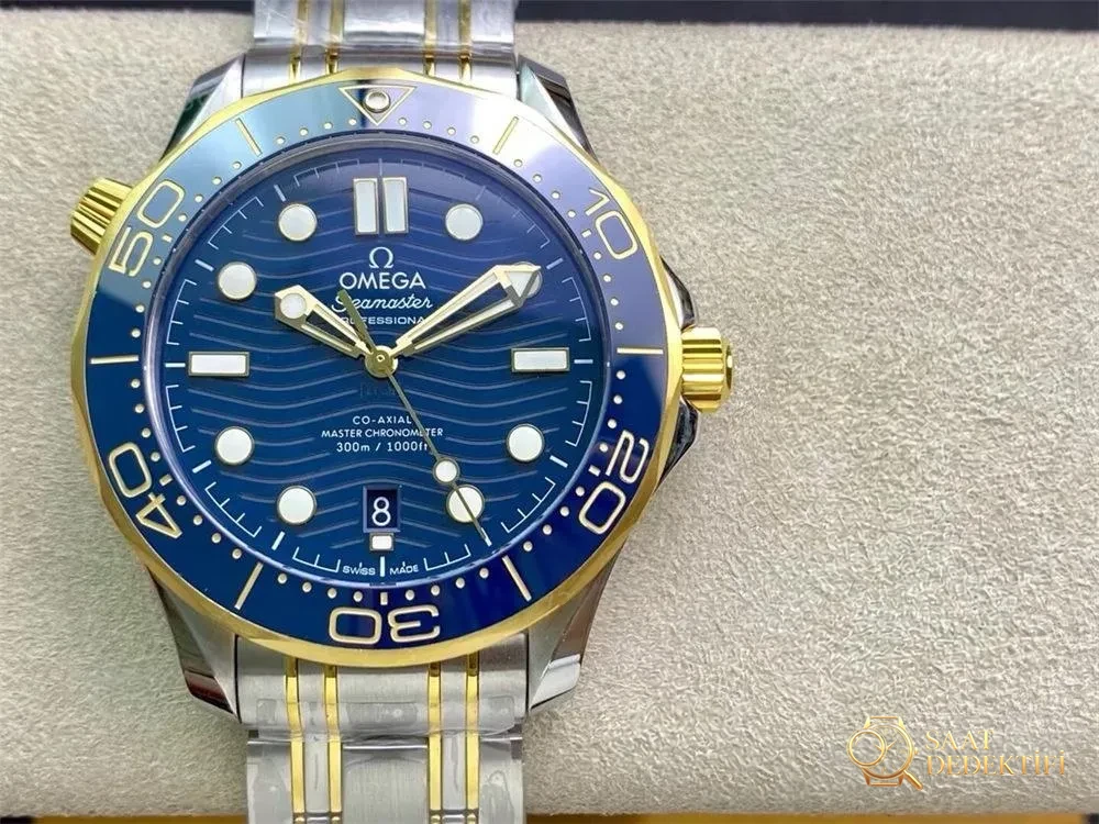 OR Factory Omega Seamaster 300 iki renkli altın-çelik mavi kadran 8800 tek parça mekanizma - Kadran Detayı ve Bezel İşçiliği