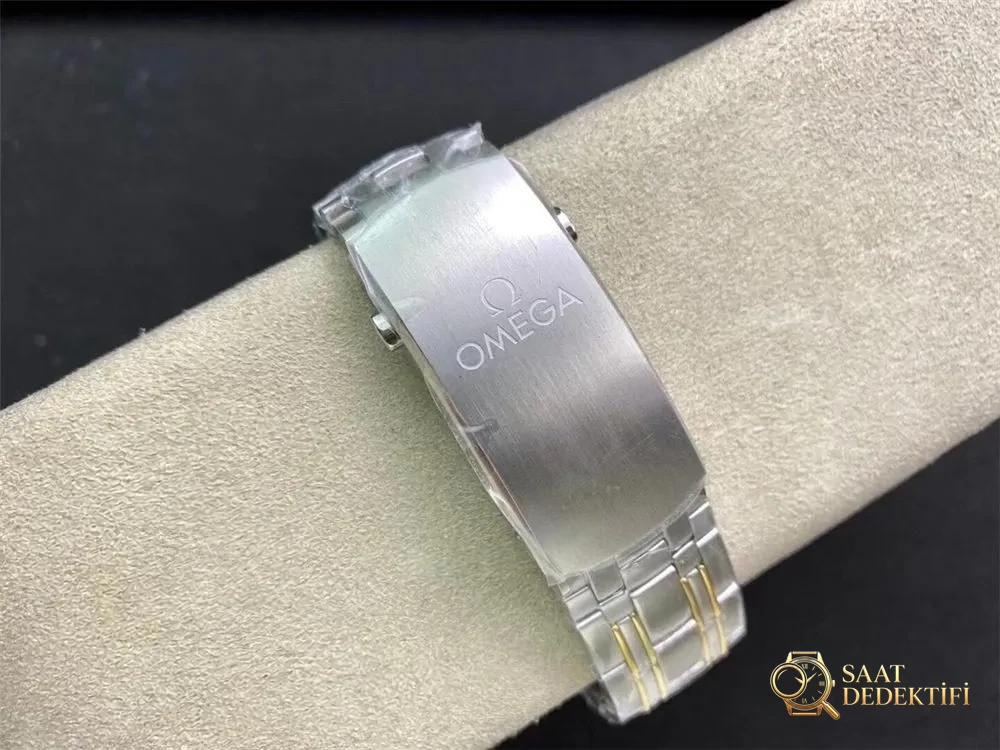 OR Factory Omega Seamaster 300 iki renkli altın-çelik mavi kadran 8800 tek parça mekanizma - Mekanizma Zemberek ve Balans Detayı