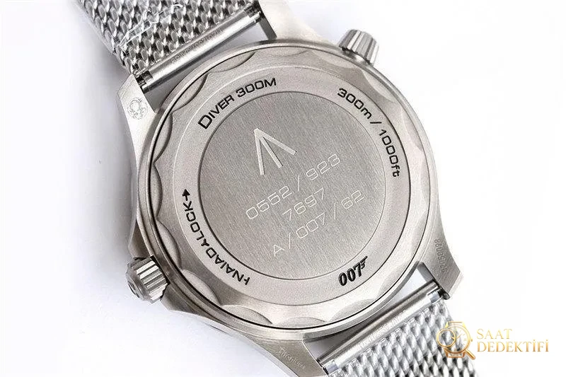 OR Factory Omega Seamaster 300 No Time to Die saat incelemesi - Bilekte Duruş ve Kasa Orantısı