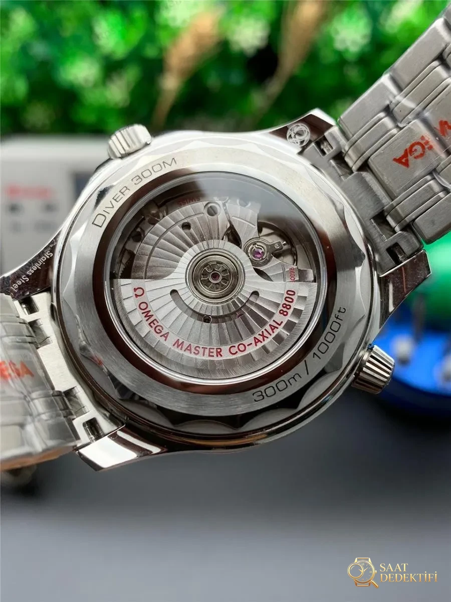 OR Factory Omega Seamaster 300M karşılaştırması VS Factory - Makro Kadran ve İndeks İşçiliği