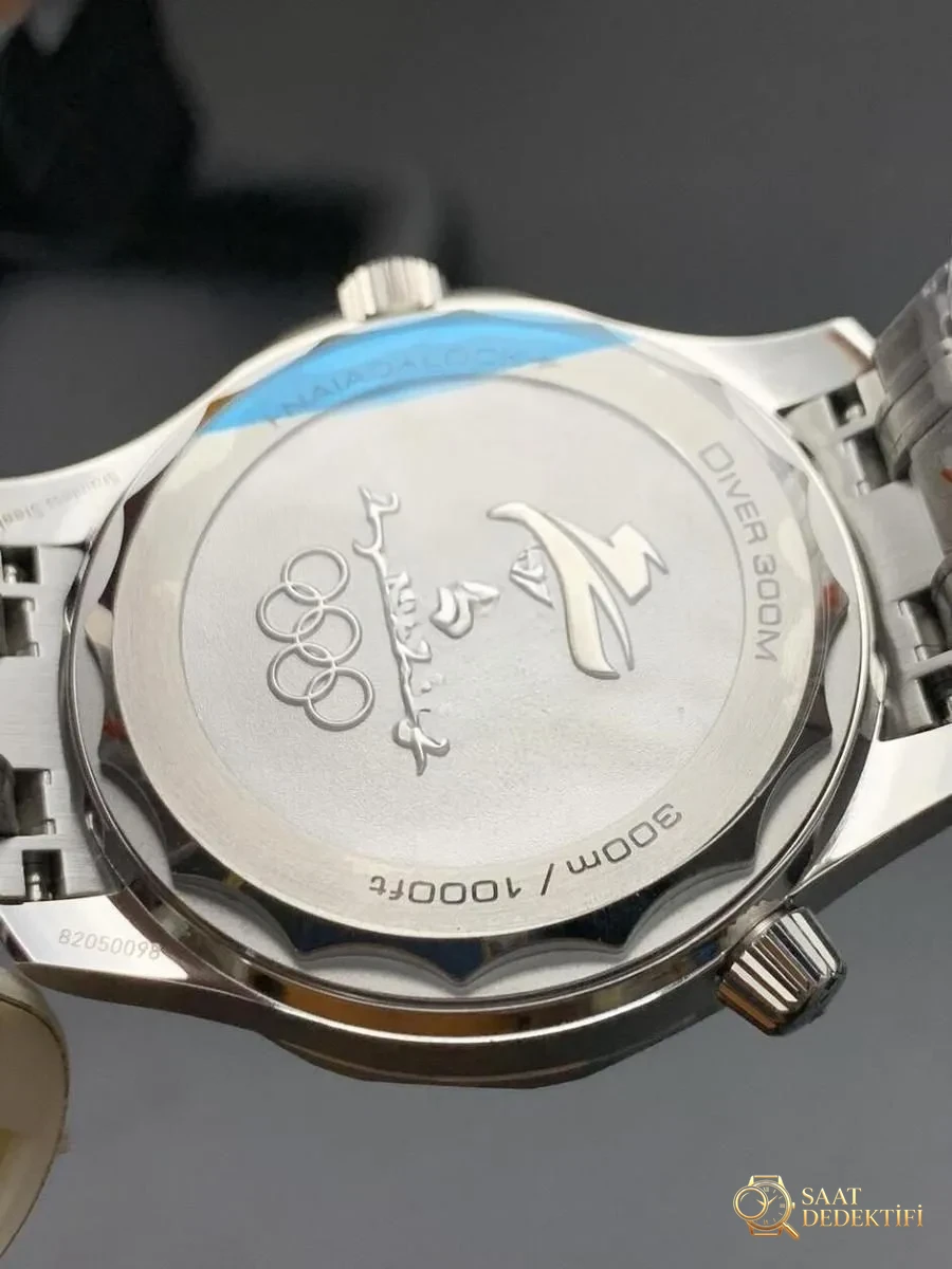 O Revisión de la serie especial de los Juegos Olímpicos de Invierno de Omega Seamaster Beijing 2022 de fábrica: detalle del resorte principal del movimiento y el equilibrio