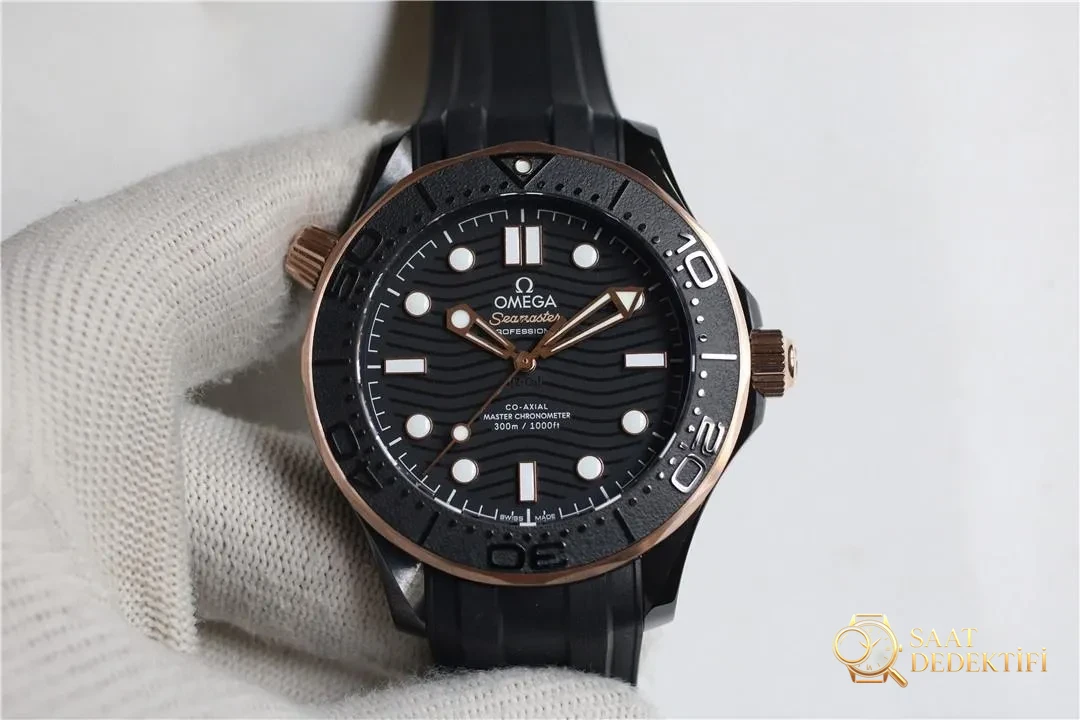 Omega Seamaster Diver 300M 8806 OR Factory İncelemesi - Ön Görünüm ve Kasa Tasarımı