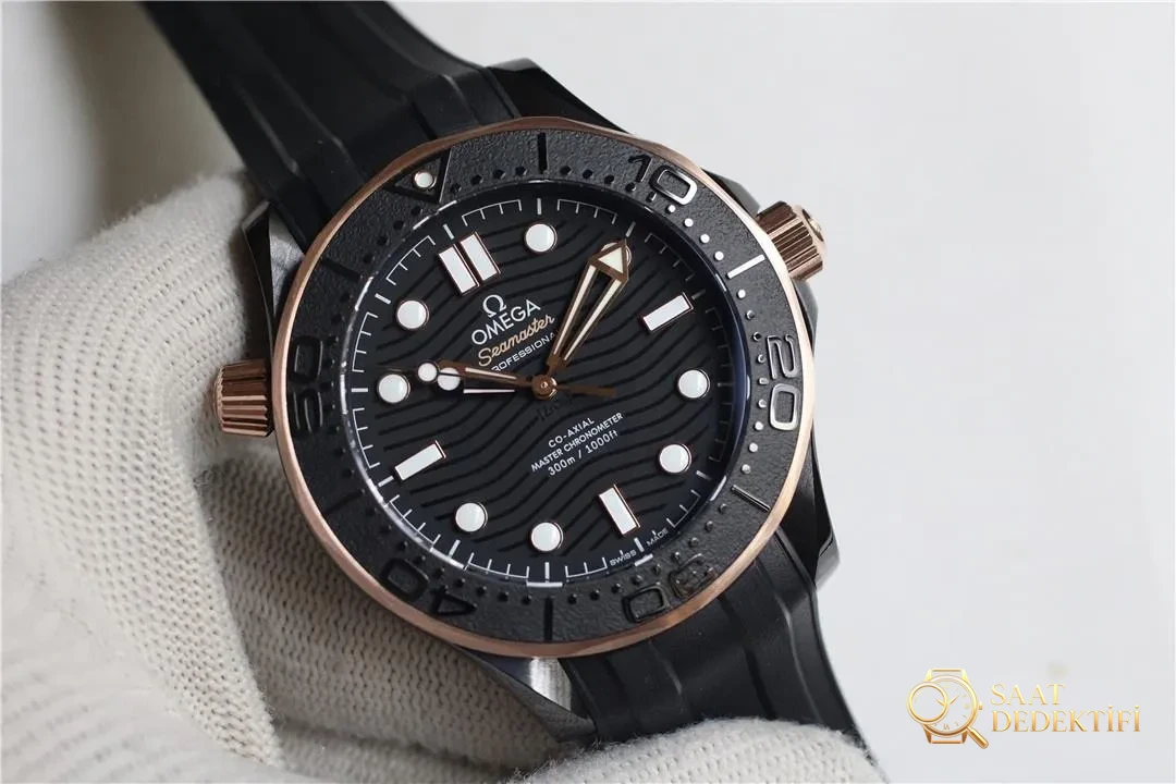 OR Factory Omega tam seramik Seamaster 300 rose gold, 8806 mekanizmalı: almaya değer mi? - Kadran Detayı ve Bezel İşçiliği