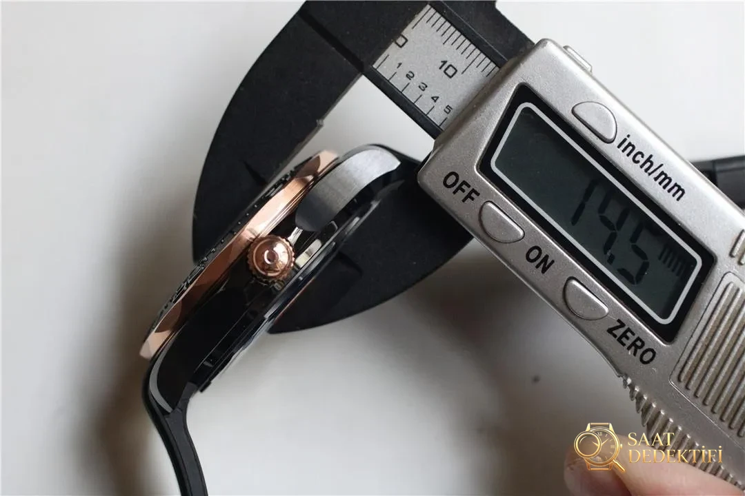 OR Factory Omega tam seramik Seamaster 300 rose gold, 8806 mekanizmalı: almaya değer mi? - Bilezik, Toka ve Klips Mekanizması