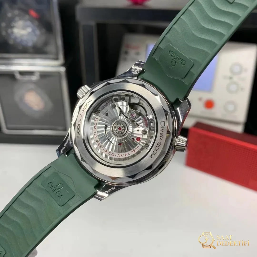Omega Yeşil Seamaster Mekanizma