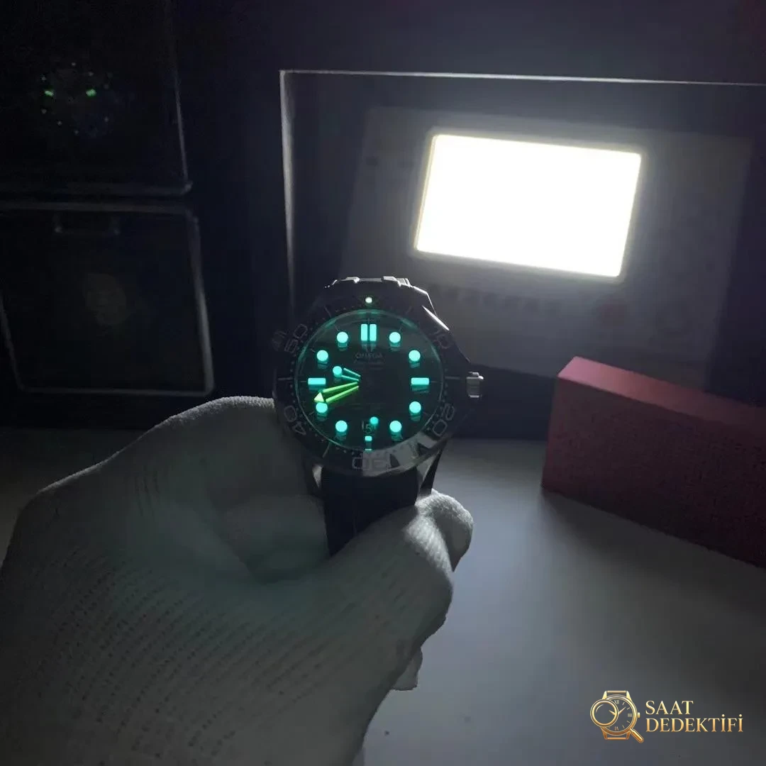 Omega Yeşil Seamaster Kadran Lume