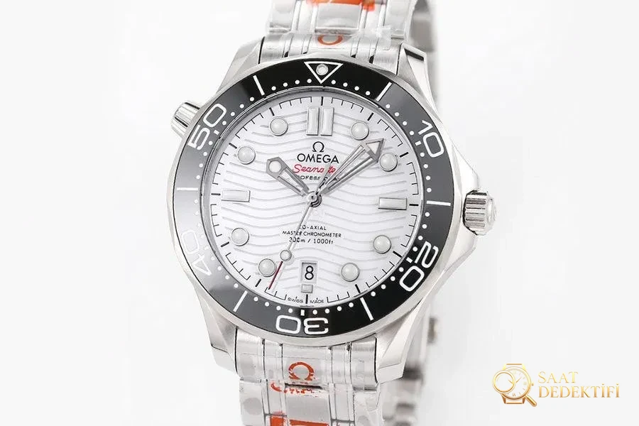 OR Factory Seamaster 300 (beyaz kadran) saati VS Factory ile kıyaslandığında nasıl - Kasa Profili ve Kurma Kolu İncelemesi