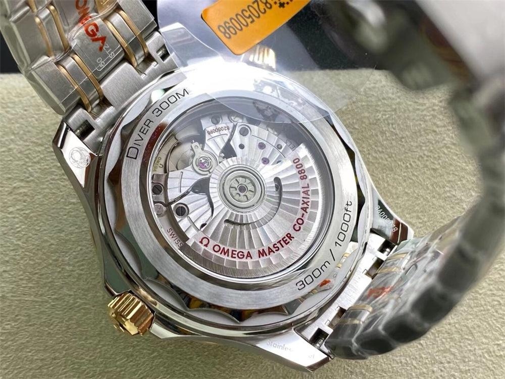OR Factory Seamaster 300 çift renkli roze altın siyah kadran ile GF Factory arasındaki ilişki ne? — 8. fotoğraf