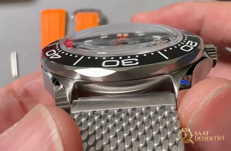 Omega Seamaster Turuncu Cam