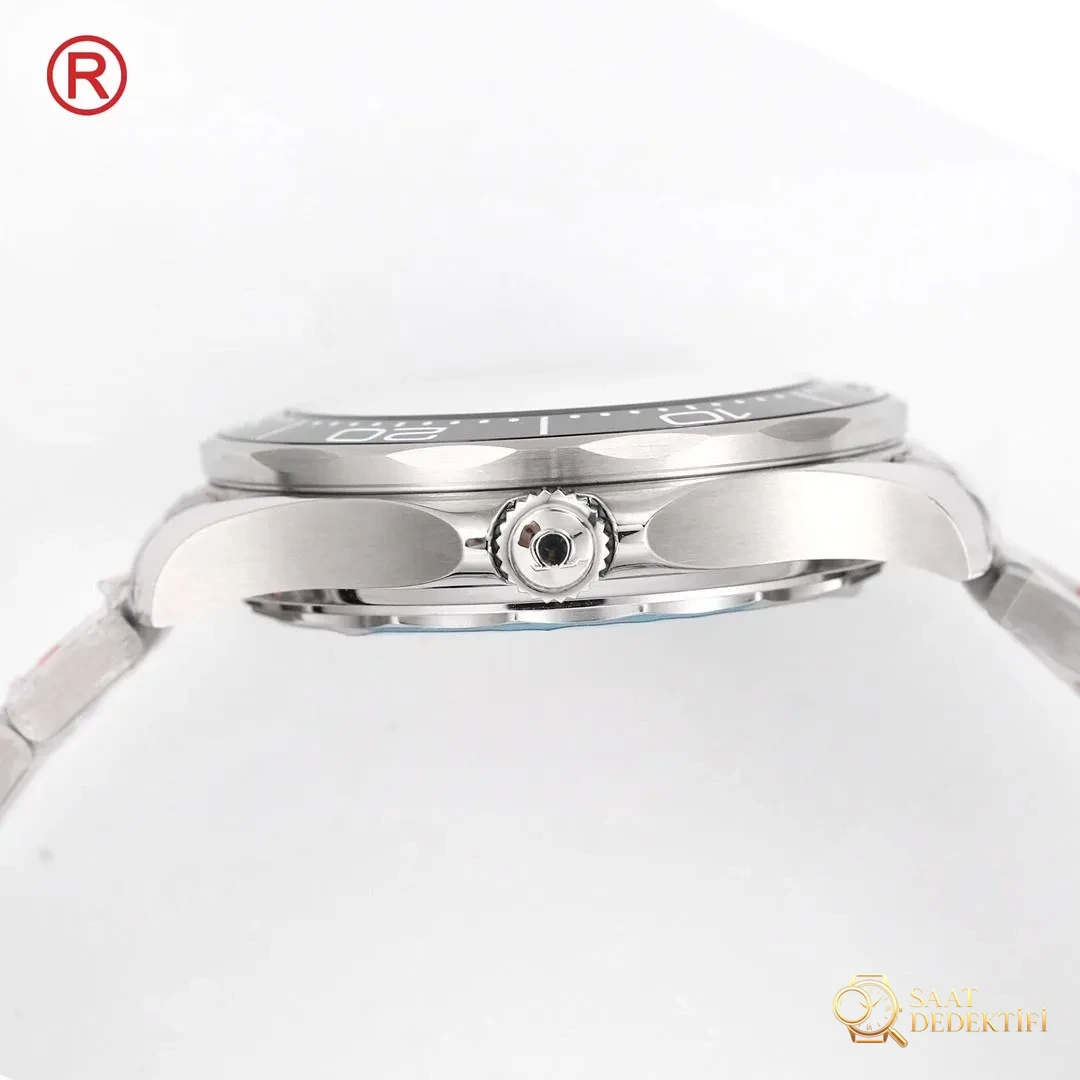 ¿O qué fábrica? ¿Cómo se evalúa el movimiento integrado OR Factory Omega Seamaster 300M 8800? - Textura del cordón y detalles de costuras