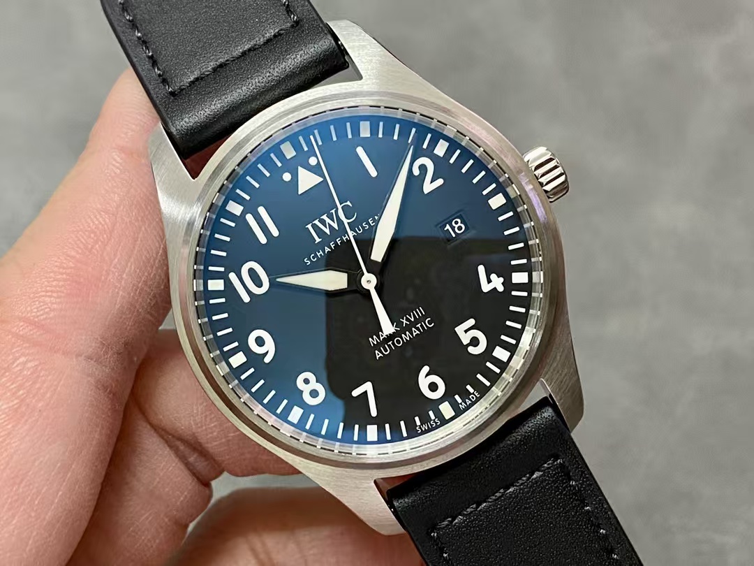 IWC Mark XVIII Siyah Replika