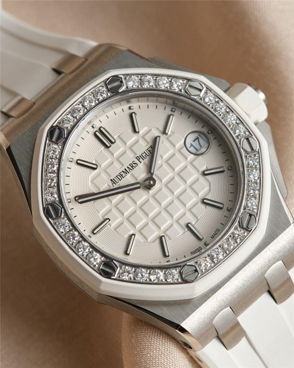 orijinal kalıp fabrikası Audemars Piguet Royal Oak 67540 kadın saatinin kalitesi iyi mi? — 6. fotoğraf