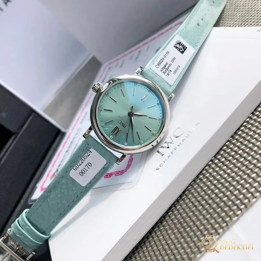 orijinal kalıp Fabrikası Replika IWC IW357416 Portofino Eileen Gu İmza Modeli Kadın Saati - Arka Kapak ve Mekanizma Detayı