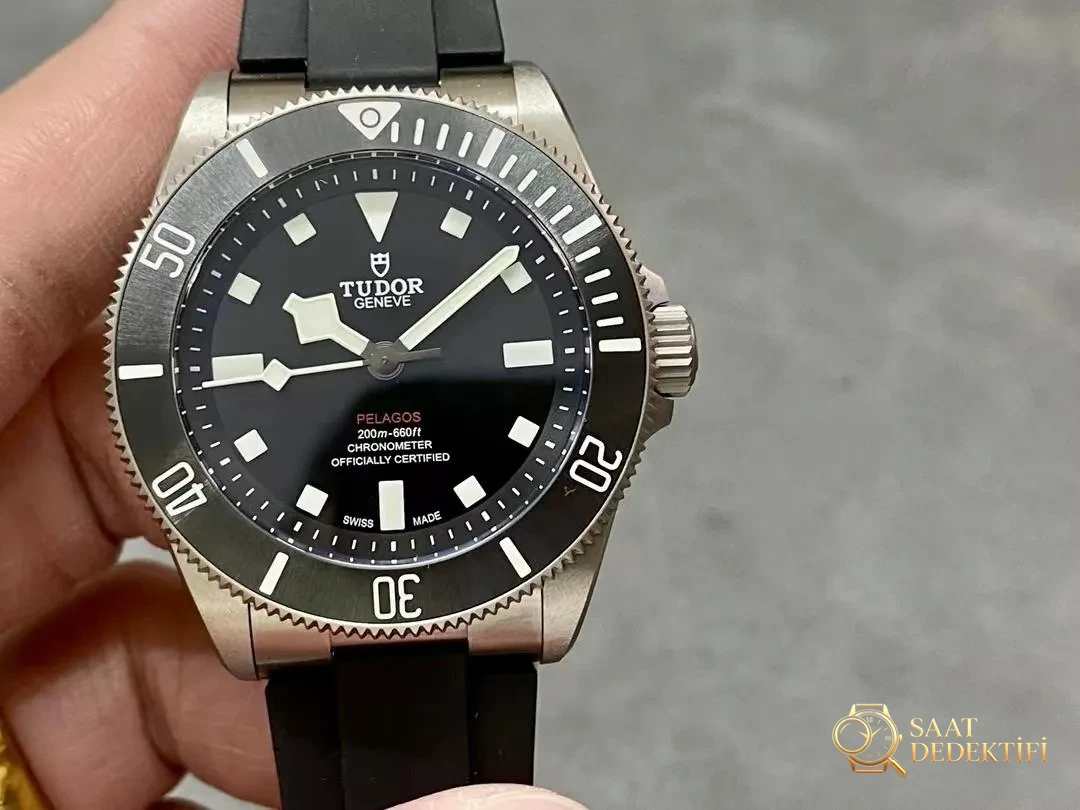 Tudor Pelagos Replika Saat İncelemesi - Ön Görünüm ve Kasa Tasarımı