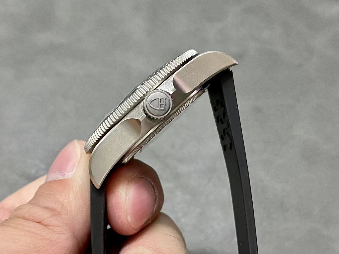 Tudor Pelagos Kurma Kolu