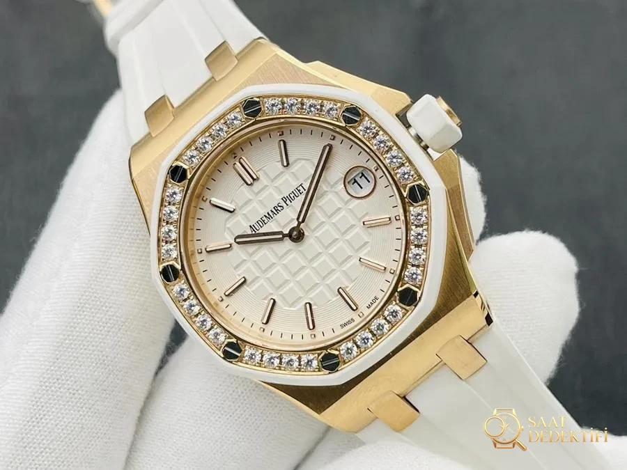 orijinal kalıp kalitesinde Audemars Piguet AP67540 Royal Oak Offshore serisi 37 MM kuvars kadın saati (altın model) incelemesi - fotoğraf 1