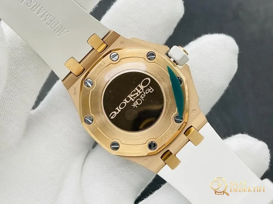 orijinal kalıp kalitesinde Audemars Piguet AP67540 Royal Oak Offshore serisi 37 MM kuvars kadın saati (altın model) incelemesi - fotoğraf 4
