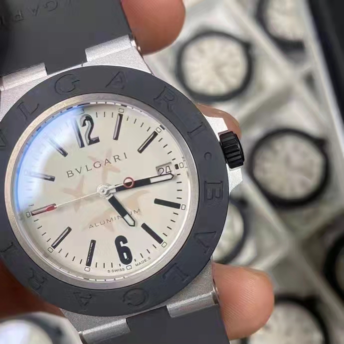 Bvlgari Aluminium Steve Aoki Beyaz Kadran