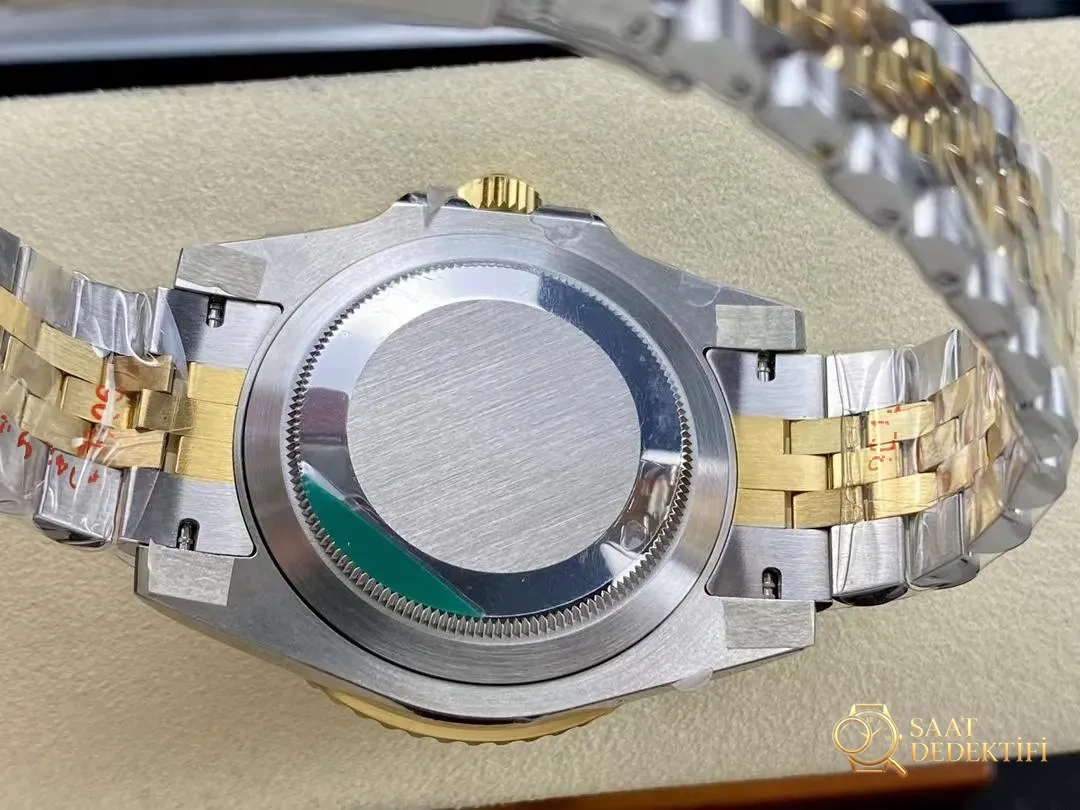 Rolex GMT-Master II 126713GRNR Case Back