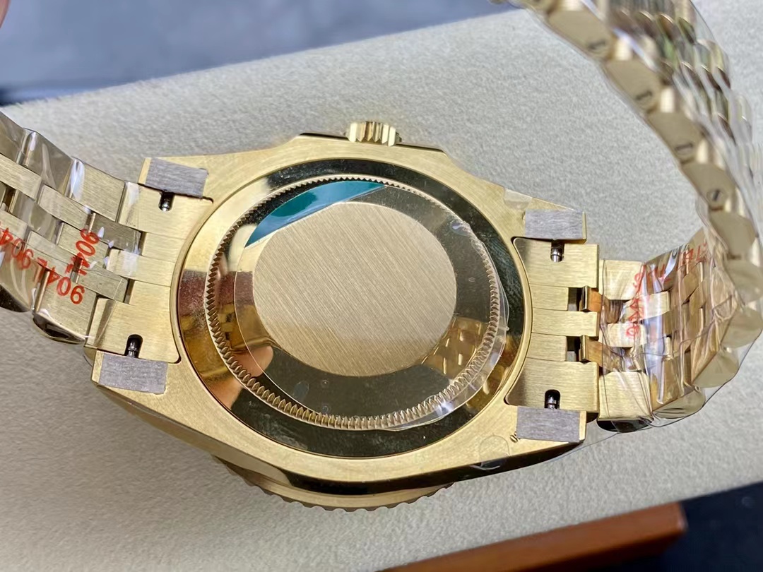 Rolex GMT-Master II 126718GRNR Kasa Arkası