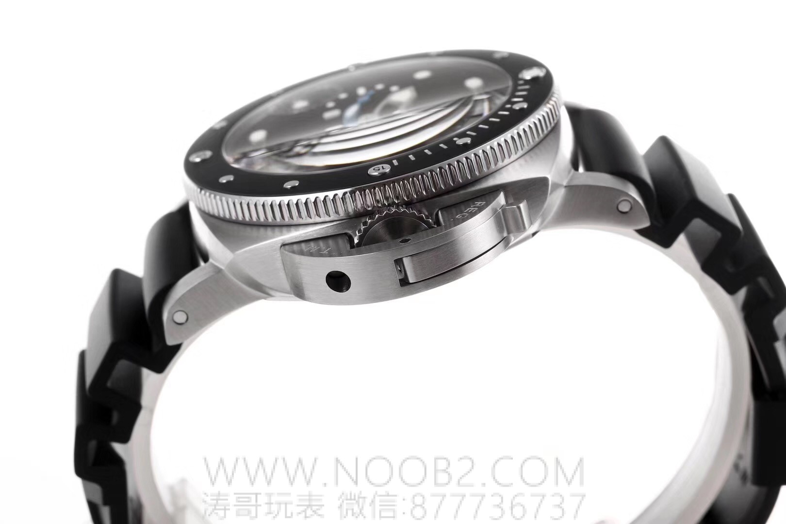 PAM01389'un küçültülmüş versiyonu: VS Panerai PAM683 seramik bezel 42 mm replika saat incelemesi — 7. fotoğraf