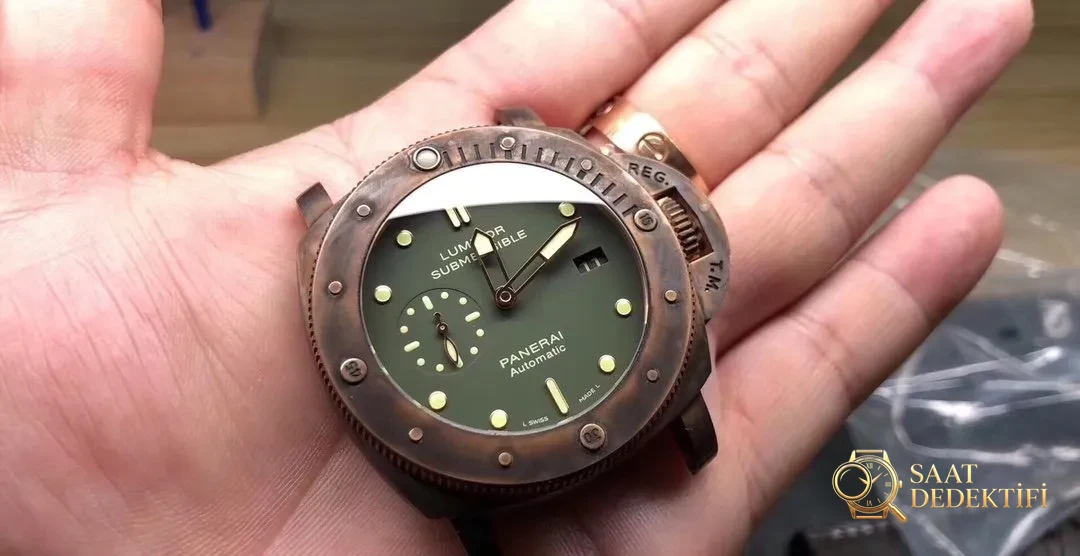 Panerai VS382 bronz saatin replikası nasıl? Nasıl yenilenir ve eskitilir? - Klips Kilidi ve Lazer Damgalar