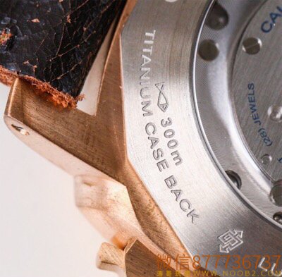 Panerai VS382 bronz saatin replikası nasıl? Nasıl yenilenir ve eskitilir? — 12. fotoğraf