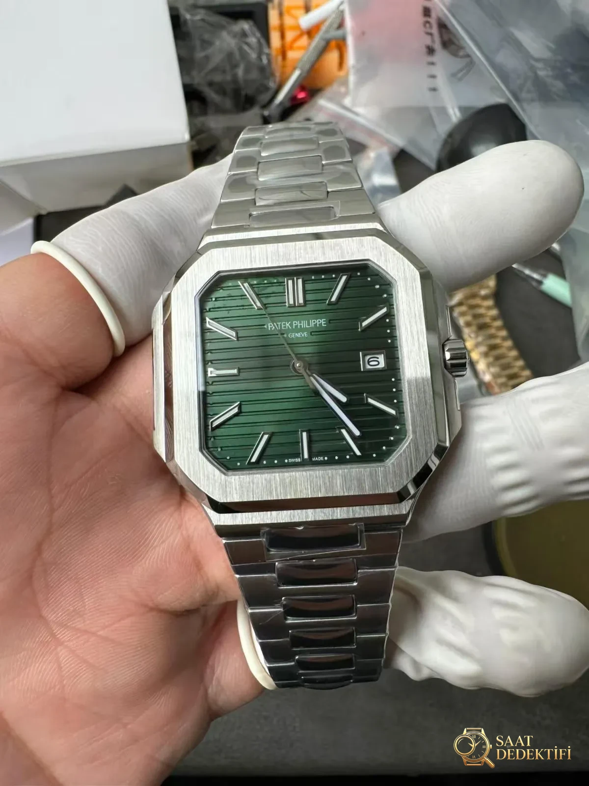 Patek Philippe Cubitus 5821 Fotoğrafları - Kasa Profili ve Kurma Kolu İncelemesi