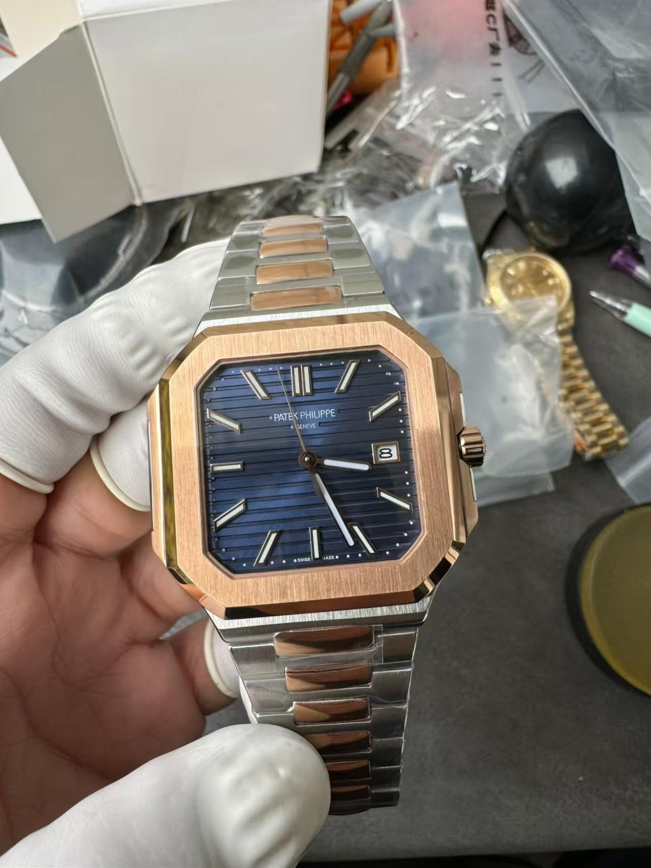 Replika Patek Philippe Cutitus 5821 Altın Mavi