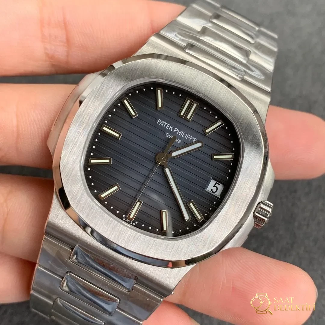 Patek Philippe Nautilus 5711 Karşılaştırma İncelemesi: PPF, MK ve PF - Kasa Profili ve Kurma Kolu İncelemesi