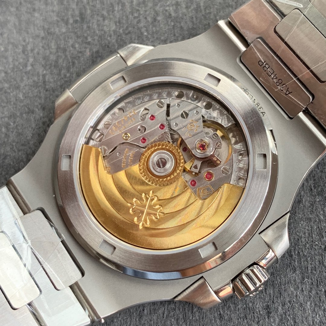 Patek Philippe Nautilus 5711 Karşılaştırma İncelemesi: PPF, MK ve PF — 8. fotoğraf