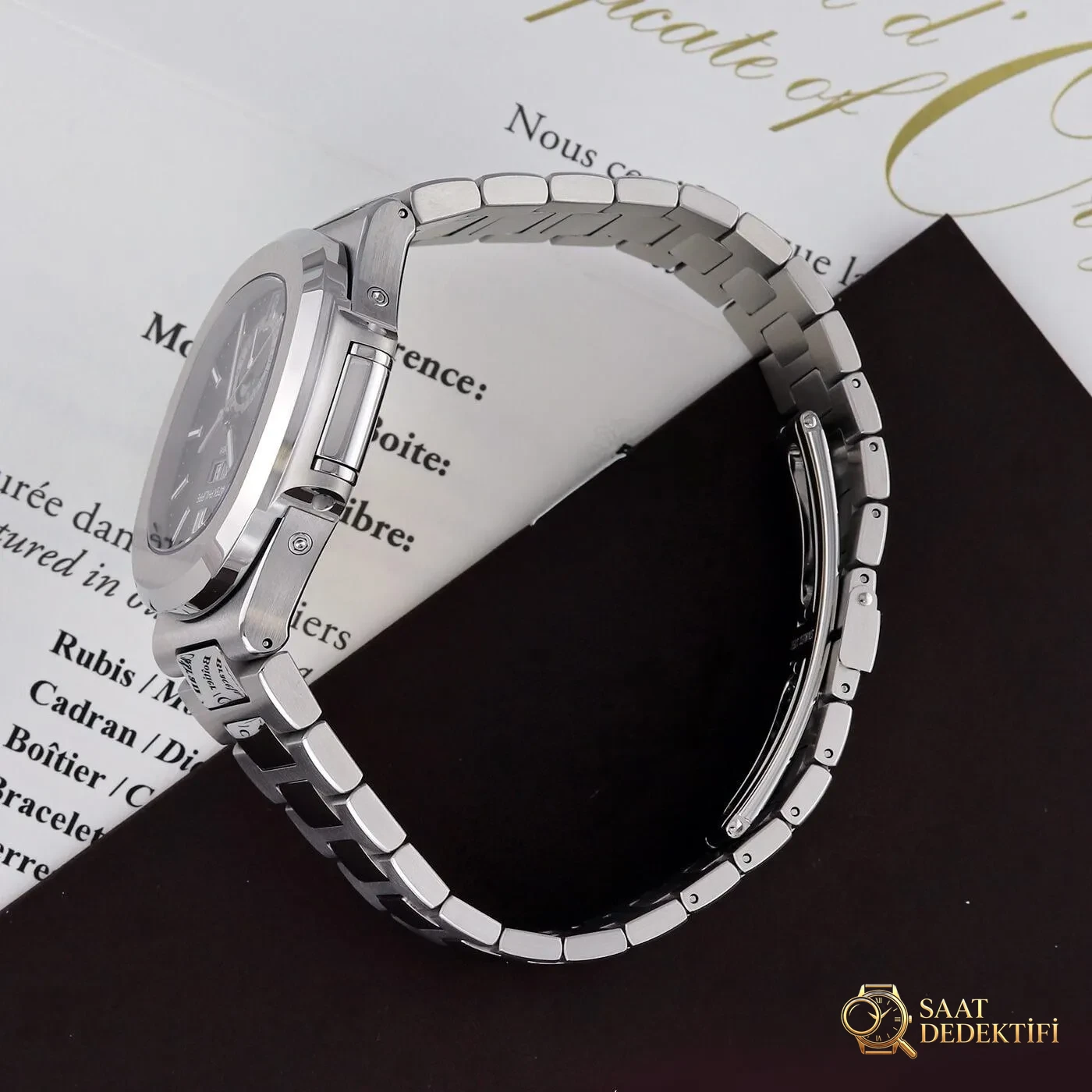 Patek Philippe 57261a 001 Nautilus Yıllık Takvim Ay Fazı 09