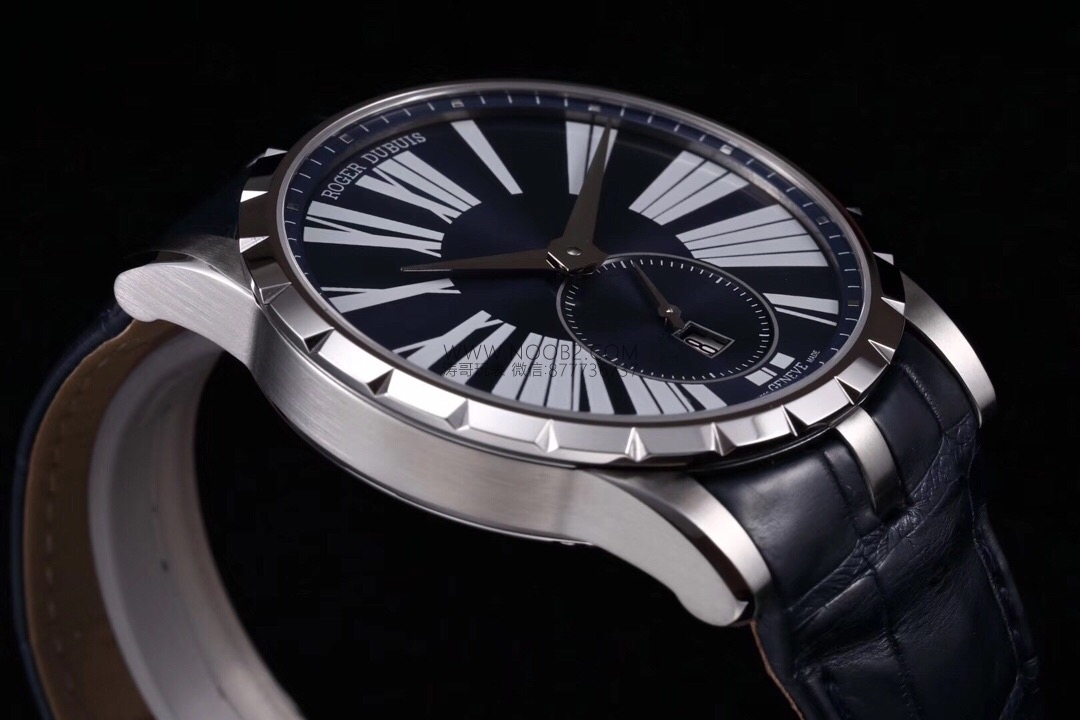 PF Factory Yeni Üretim Roger Dubuis EXCALIBUR (Excalibur Serisi) DBEX0535 Temel Seri Replika Saat Gerçek-Replika Karşılaştırması İncelemesi — 6. fotoğraf