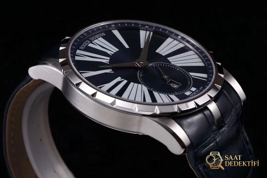 PF Factory Yeni Üretim Roger Dubuis EXCALIBUR (Excalibur Serisi) DBEX0535 Temel Seri Replika Saat Gerçek-Replika Karşılaştırması İncelemesi - Makro Kadran ve İndeks İşçiliği