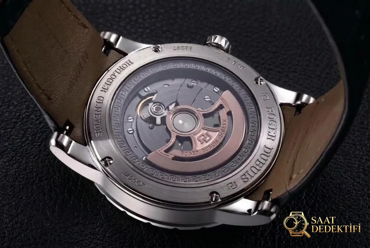 PF Factory Yeni Üretim Roger Dubuis EXCALIBUR (Excalibur Serisi) DBEX0535 Temel Seri Replika Saat Gerçek-Replika Karşılaştırması İncelemesi - Mekanizma Zemberek ve Balans Detayı