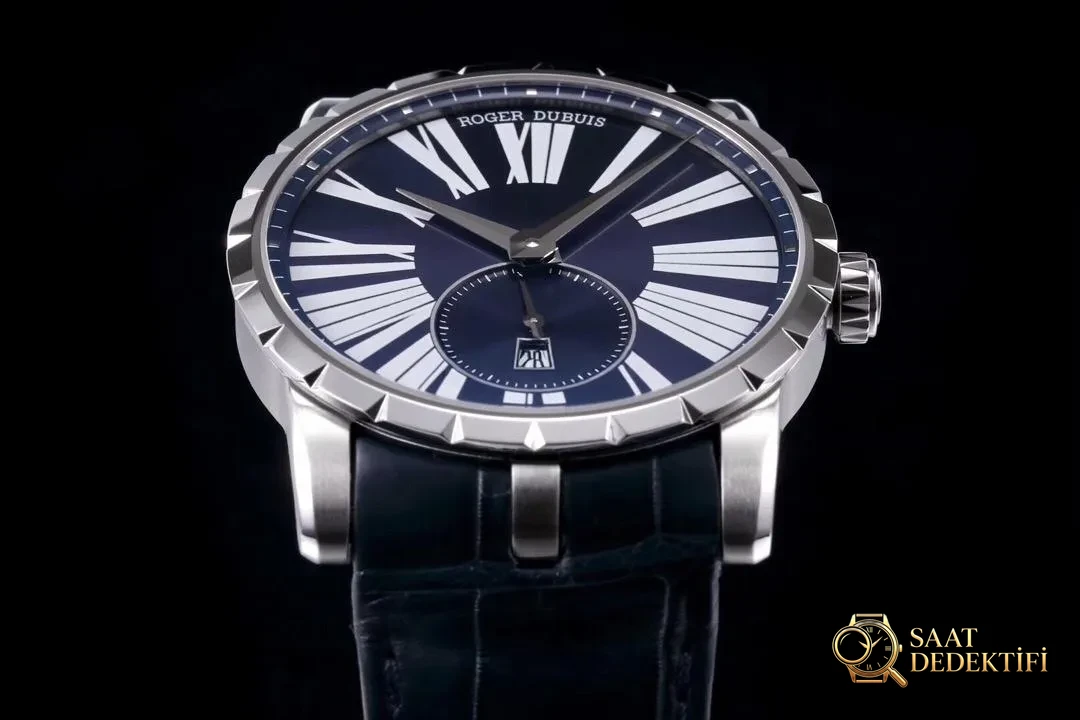 PF Factory Yeni Üretim Roger Dubuis EXCALIBUR (Excalibur Serisi) DBEX0535 Temel Seri Replika Saat Gerçek-Replika Karşılaştırması İncelemesi - Cam Yansıma Önleyici (AR) Kaplama