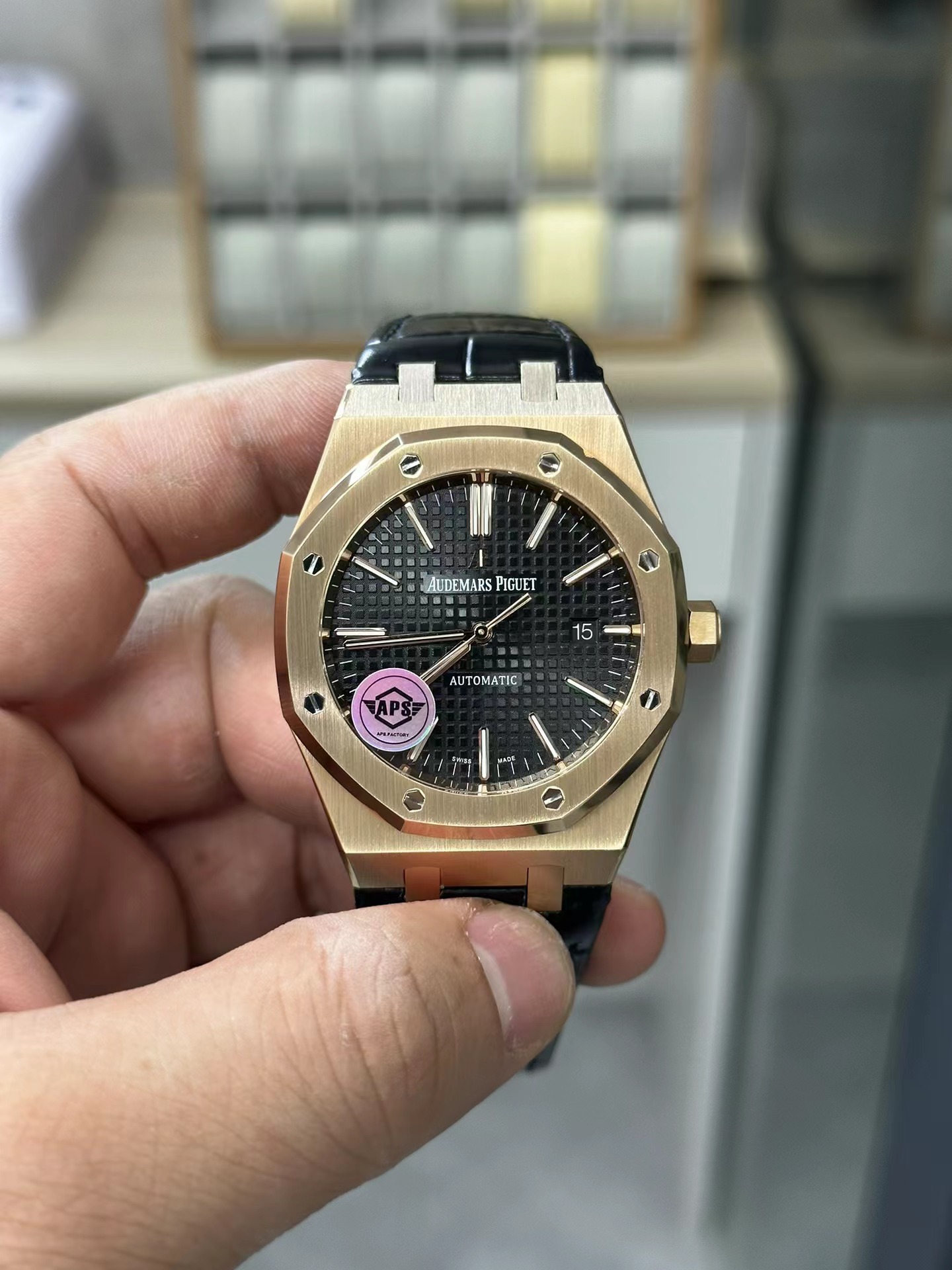 AP 15400 Improved Ağırlık
