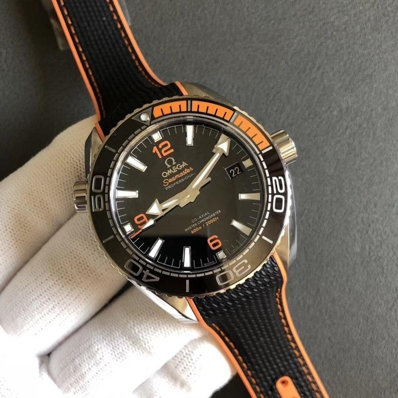 Planet Ocean 600M: VS Factory Omega Seamaster 600M çeyrek turuncu ve orijinal karşılaştırmalı inceleme — 6. fotoğraf