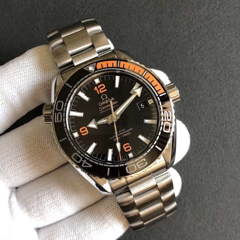 Planet Ocean 600M: VS Factory Omega Seamaster 600M çeyrek turuncu ve orijinal karşılaştırmalı inceleme — 14. fotoğraf
