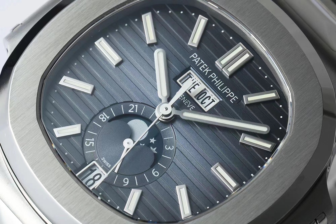 PPF Factory 2025 yılının en iddialı önerisi! Yeni "çelik kral" Patek Philippe Ref.5726/1A Nautilus yıllık takvim saati resmen tahta çıkıyor! — 3. fotoğraf
