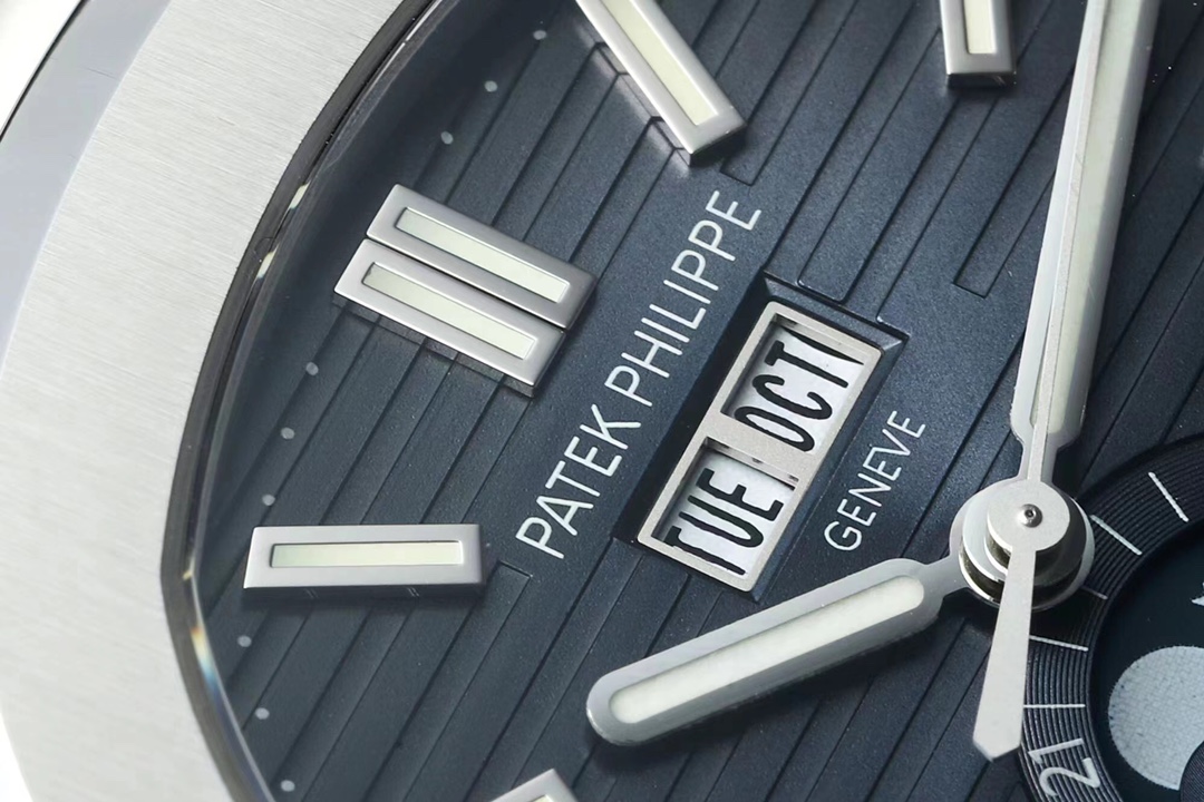 PPF Factory 2025 yılının en iddialı önerisi! Yeni "çelik kral" Patek Philippe Ref.5726/1A Nautilus yıllık takvim saati resmen tahta çıkıyor! — 7. fotoğraf