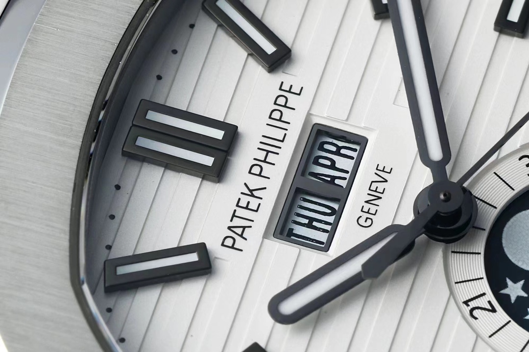 PPF Factory 2025 yılının en iddialı önerisi! Yeni "çelik kral" Patek Philippe Ref.5726/1A Nautilus yıllık takvim saati resmen tahta çıkıyor! — 11. fotoğraf