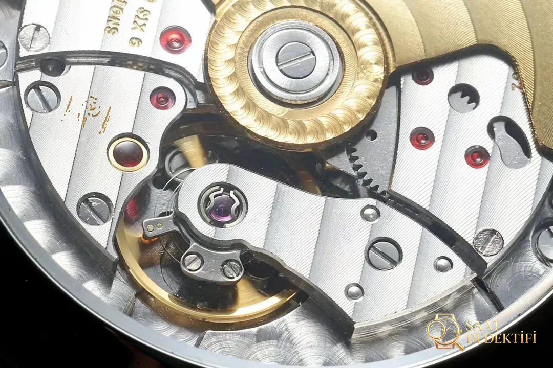 PPF Factory 2025 yılının en iddialı önerisi! Yeni "çelik kral" Patek Philippe Ref.5726/1A Nautilus yıllık takvim saati resmen tahta çıkıyor! - görsel 18