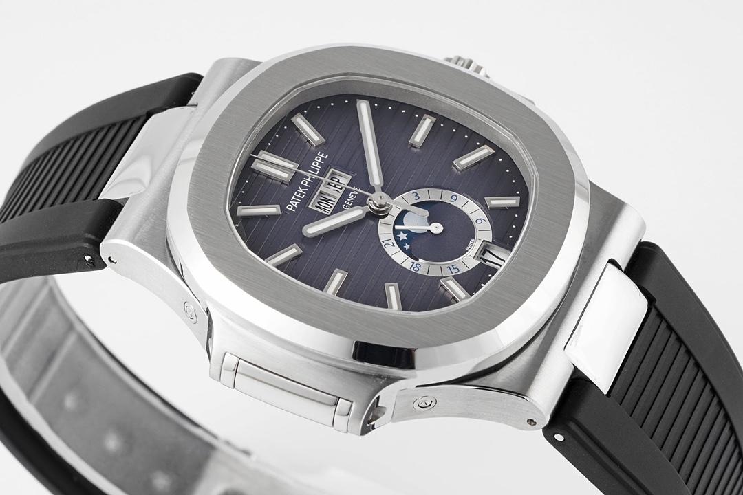 PPF Factory 2025 yılının en iddialı önerisi! Yeni "çelik kral" Patek Philippe Ref.5726/1A Nautilus yıllık takvim saati resmen tahta çıkıyor! — 32. fotoğraf