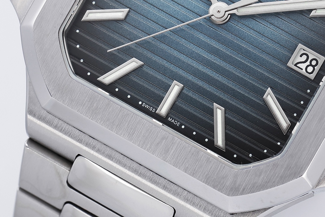 PPF Factory 2025'in zirve yapımı | Patek Philippe Cubitus 5821 "küçük televizyon", zarif spor saatlerde yeni bir çıta belirliyor — 33. fotoğraf