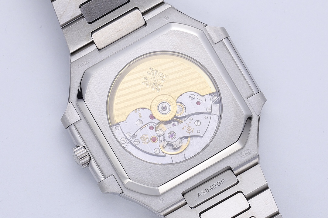 PPF Factory 2025'in zirve yapımı | Patek Philippe Cubitus 5821 "küçük televizyon", zarif spor saatlerde yeni bir çıta belirliyor — 37. fotoğraf
