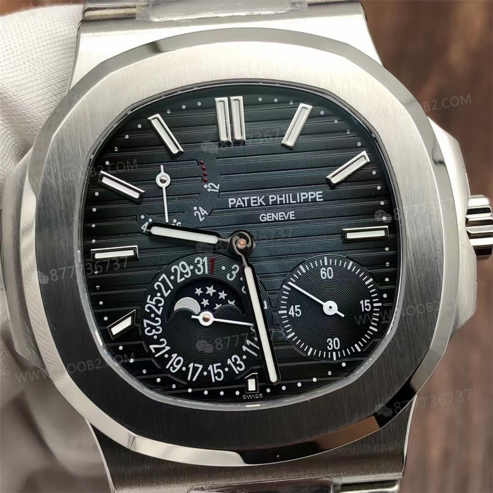 PPF Factory Patek Philippe 5712 Nautilus 240 Tek Parça Mekanizmalı Replika Saatin Açığı Var mı? — 4. fotoğraf