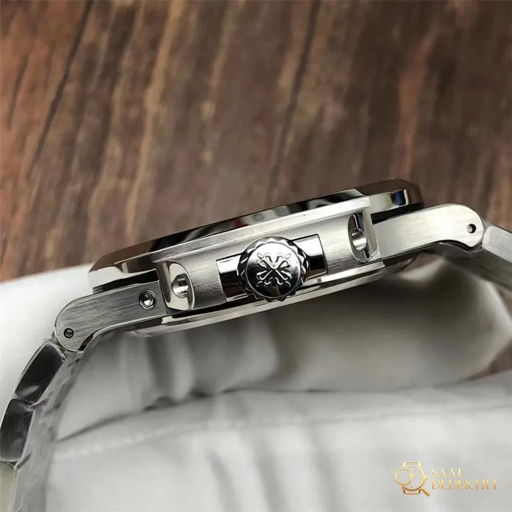 Is There Any Opening for PPF Factory Patek Philippe 5712 Nautilus 240 One Piece Mechanism Replica Watch? - Bracelet, Buckle and Clip Mechanism