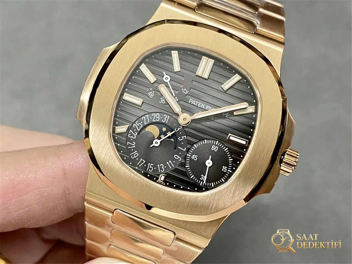 PPF Factory Patek Philippe 5712/1R Rose Gold 240 Tek Parça Mekanizma Yükseltmeli Gerçek Güç Rezervi Göstergeli Versiyon - Kasa Profili ve Kurma Kolu İncelemesi
